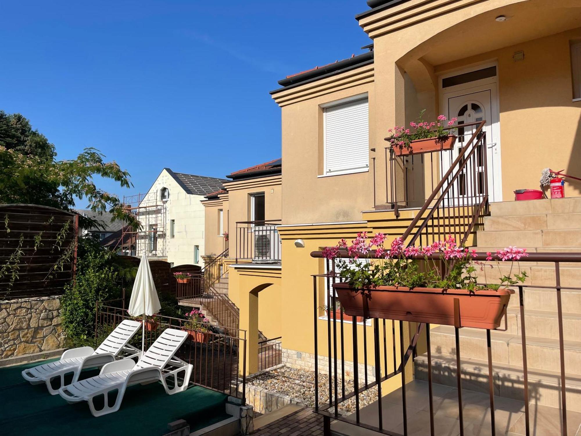 Garda Apartmanház Hévíz Exterior foto